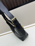 Dior New Retro Oil Wax Leather Shoulder Bag Size: 23 x 15 x 10 CM