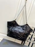 Chanel New Fashion Ling Grid Chain Shoulder Bag Crossbody Bag Size: 32 x 25 x 13 CM