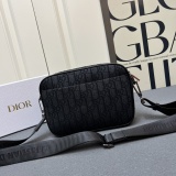 Dior New Classic Vintage Messenger Bag Crossbody Bag