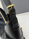 Dior New Retro Lingge Oil Wax Leather Shoulder Bag Size: 28 x 18 x 12 CM