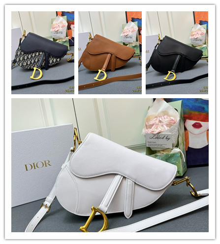 Dior New Classic Flip Saddle Bag Diagonal Cross Bag Size: 25.5 x 20 x 6.5 CM