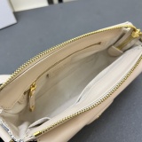Dior New Classic Printed Shoulder Bag Hobo Underarm Bag Size: 20 x 13.5 x 5.5 CM