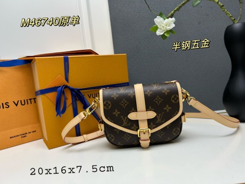 Louis Vuitton Gemini Classic Logo Flip Underarm Bag Crossbody Bag Size: 20 x 16 x 7.5 CM