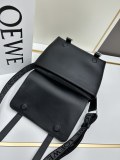 Loewe New Classic Logo Cowhide Jacquard Shoulder Strap Shoulder Bag Crossbody Bag Size: 24.5 x 18 x 10.5 CM