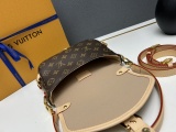 Louis Vuitton Gemini Classic Logo Flip Underarm Bag Crossbody Bag Size: 20 x 16 x 7.5 CM