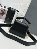 Louis Vuitton Classic Mini Flip Chain Handbag Crossbody Bag Size: 21 x 14 x 8 CM