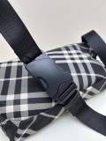 Burberry Classic Embroidered War Horse Crossbody Bag Shoulder Bag Size: 33 x 11 x 18 CM