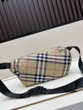 Burberry Classic Embroidered War Horse Crossbody Bag Shoulder Bag Size: 33 x 11 x 18 CM