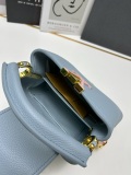 Louis Vuitton Classic Mini Flip Chain Handbag Crossbody Bag Size: 21 x 14 x 8 CM