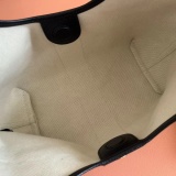 Gucci Classic GG Denim Tote Bag Handbag Size: 25 x 20 x 15 CM