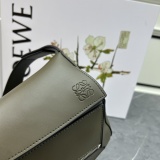 Loewe New Fashion Logo Printed Cowhide Waist Bag Crossbody Bag Size: 24 x 16 x 10.5 CM