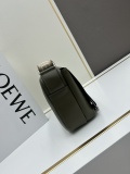 Loewe New Classic Logo Cowhide Jacquard Shoulder Strap Shoulder Bag Crossbody Bag Size: 24.5 x 18 x 10.5 CM