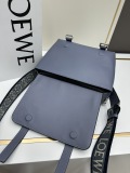 Loewe New Classic Logo Cowhide Jacquard Shoulder Strap Shoulder Bag Crossbody Bag Size: 24.5 x 18 x 10.5 CM
