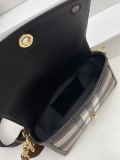 Burberry Classic Checkered Handbag Crossbody Bag Size: 24 x 8 x 14 CM