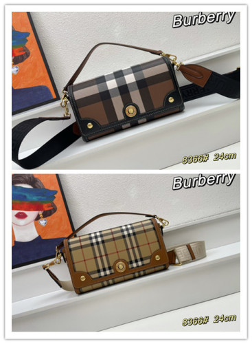 Burberry Classic Checkered Handbag Crossbody Bag Size: 24 x 8 x 14 CM