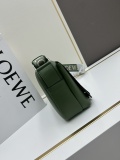 Loewe New Classic Logo Cowhide Jacquard Shoulder Strap Shoulder Bag Crossbody Bag Size: 24.5 x 18 x 10.5 CM
