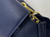 Louis Vuitton Fashion Elegant Letter Handbag Crossbody Bag Size: 21 x 14 x 8 CM