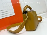 Louis Vuitton Fashion Elegant Letter Handbag Crossbody Bag Size: 21 x 14 x 8 CM