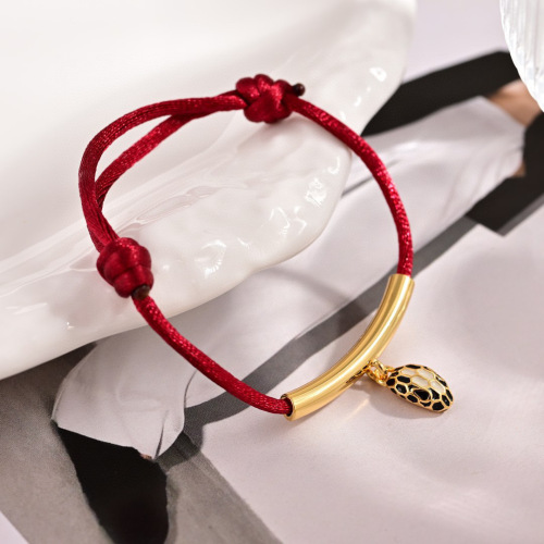 Bvlgari New Couple Fashion Versatile Red Rope Bracelet