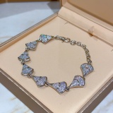 Bvlgari New Fashion Versatile Inlaid Fan Bracelet