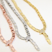 Bvlgari New Fashion Diamond Set Serpentine Collar Bvlgari New Fashion Diamond Set Serpentine Collar