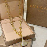 Bvlgari New Couple Fashion Diamond Set Fan Pendant Necklace