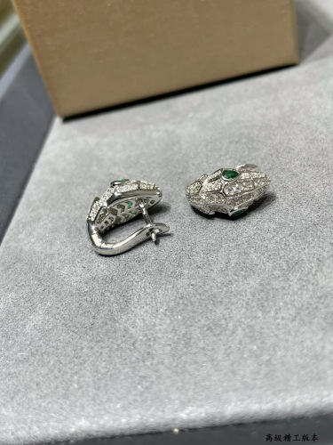 Bvlgari New Fashion Diamond Set Emerald Snakehead Earrings