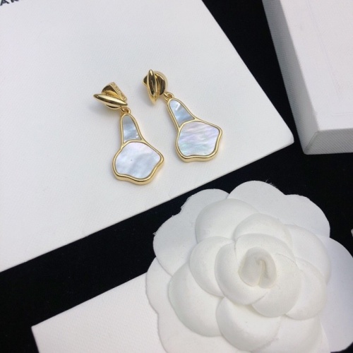 Loewe Fashion Elegant Beimu Earnail