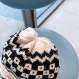 Moncler Couple Classic Versatile Hat Set