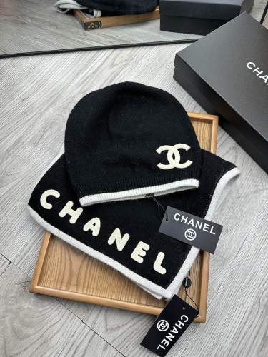Chanel Couple Classic Versatile Embroidered Logo Wool Hat Set