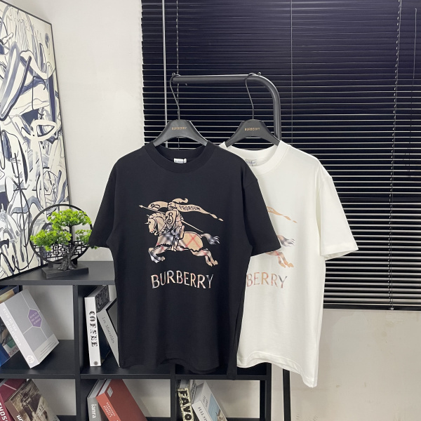 Burberry Classic War Horse Letter Printed Short Sleeve Couple Versatile Casual T-shirt