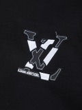 Louis Vuitton Classic Cloth Embroidered Logo Short Sleeve Couple Versatile Casual T-shirt