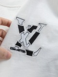 Louis Vuitton Classic Cloth Embroidered Logo Short Sleeve Couple Versatile Casual T-shirt