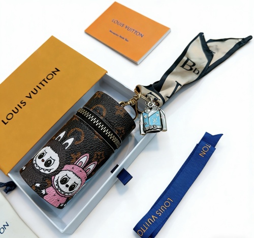 Louis Vuitton Couple Fashion Versatile Labubu Keychain Bag Hanging Accessories Wallet