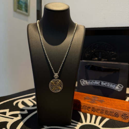 Chrome Hearts Classic Retro Round Cross Pendant Necklace