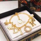 Louis Vuitton Fashion Versatile Star Clover Letter Bracelet
