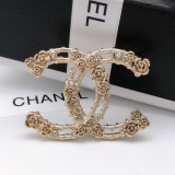 Chanel New Fashion Versatile Camellia Hollow Crystal CC Brooch