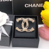 Chanel New Fashion Versatile Camellia Hollow Crystal CC Brooch