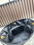 Yves Saint Laurent Classic Sheepskin Chain Shoulder Bag Diagonal Span Bag Size: 25 × 19 × 13 CM