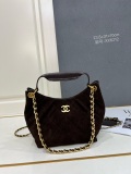 Chanel Retro Hobo Hippie Bag Link Shoulder Bag Size: 23.5 × 31 × 10 CM