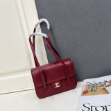 Chanel New Fashion CC Flip Shoulder Bag Size: 22 × 13 × 7 CM