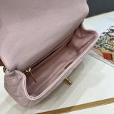 Chanel Classic Mini CC Lychee Pattern Leather Handbag Chain Cross Bag Size: 12 × 19.5 × 6.5 CM