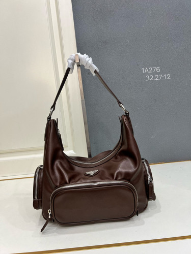 Prada Classic Versatile Leather Motorcycle Bag Shoulder Bag Size: 32 x 27 x 12 CM