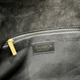 Chanel New Retro Elegant Suede Hobo Postman Bag Size: 24 × 30 × 8 CM