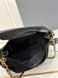 Chanel Retro Hobo Hippie Bag Link Shoulder Bag Size: 23.5 × 31 × 10 CM