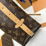 Louis Vuitton Classic Vintage Underarm Bag for Mother and Child Size: 29x12x24 CM