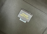 Fendi Fashion Mini Flip Leisure Bucket Bag Shoulder Bag Size: 18.5 x 15 x 15 CM
