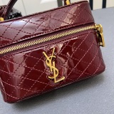 Yves Saint Laurent Classic Mini Box Makeup Bag Size: 18 x 11 x 6.5 CM