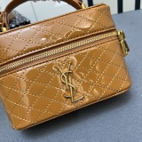 Yves Saint Laurent Classic Mini Box Makeup Bag Size: 18 x 11 x 6.5 CM