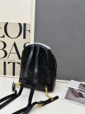 Fendi Fashion Versatile FF Embossed Backpack Size: 25 x 21 x 10 CM